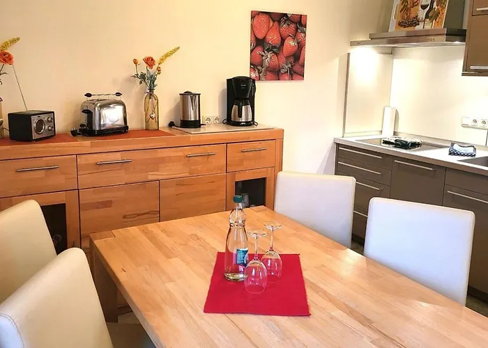 Strandpalais 10 Hotel Kuehlungsborn